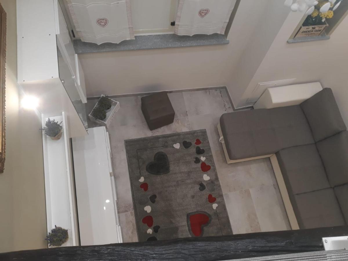 Antico-Vicolo Appartamento Viviana Vercelli Bagian luar foto
